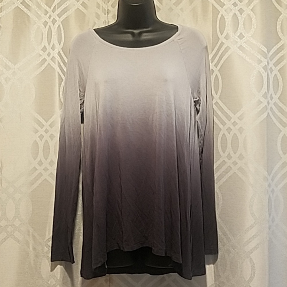 Long sleeved Hollister shirt